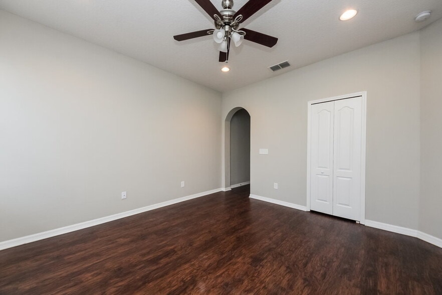 Building Photo - 2606 Corsini Ln