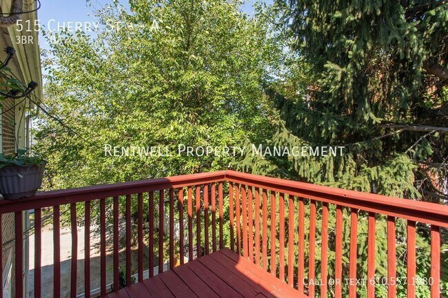 Building Photo - 515 Cherry St