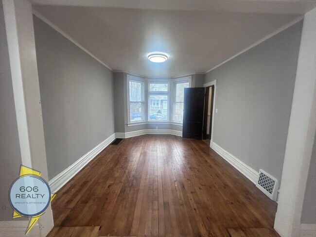 Building Photo - Remodeled 3 Bed In Avondale!