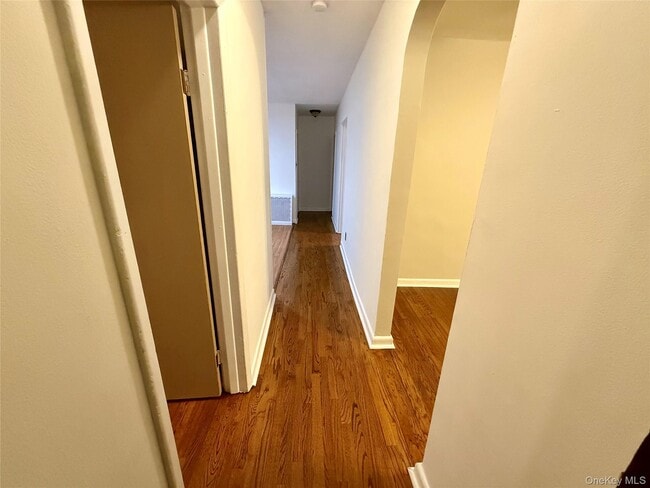 Building Photo - 29 Smith St