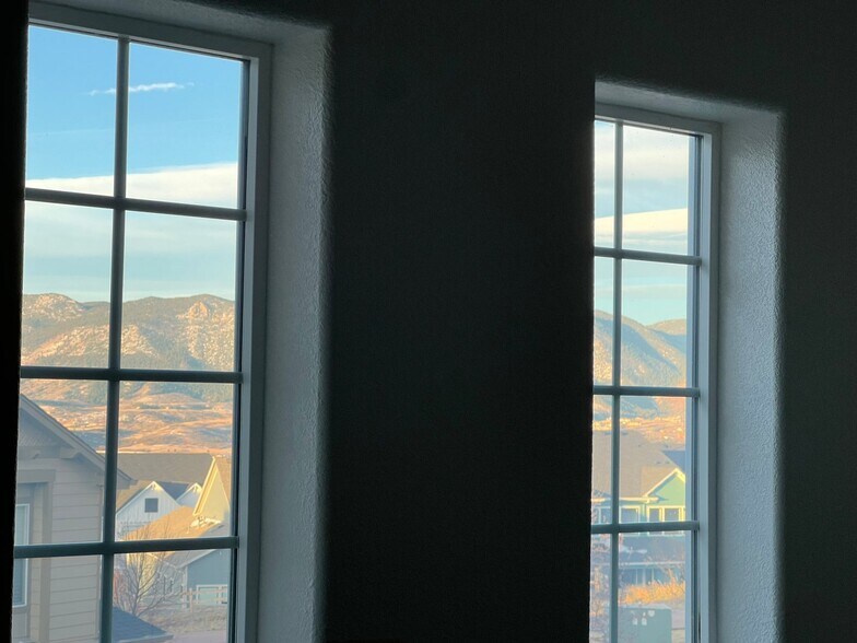 Building Photo - 17148 Blue Mist Grove