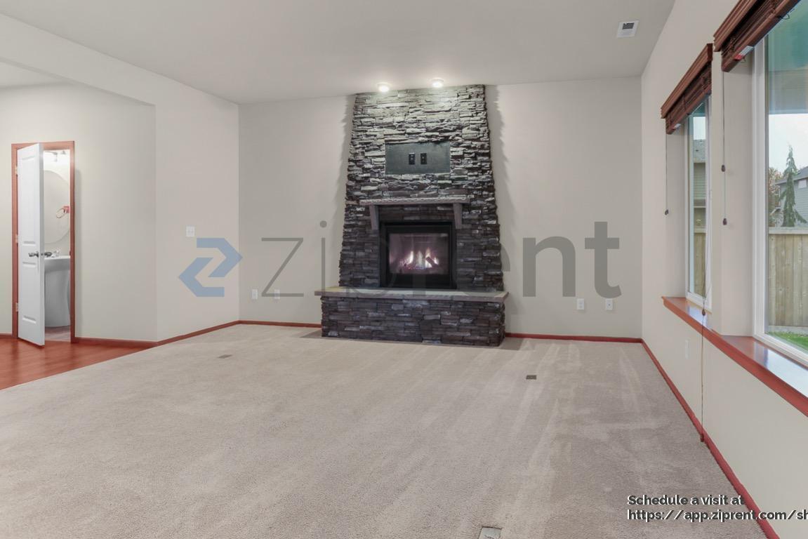 Building Photo - 5614 147th Pl NE