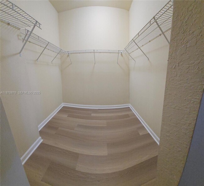 Building Photo - 17065 SW 93rd St