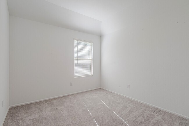 Building Photo - 6318 Astoria Pk Ln