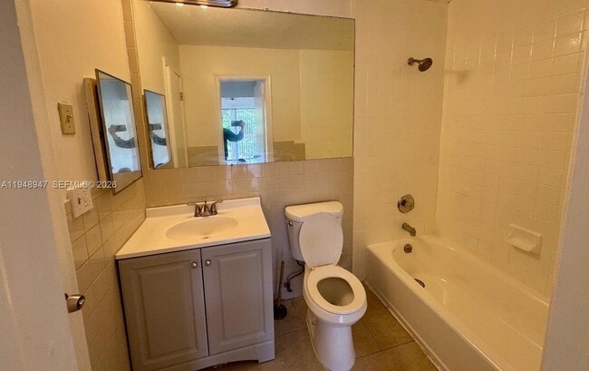 Building Photo - 7795 Grande St