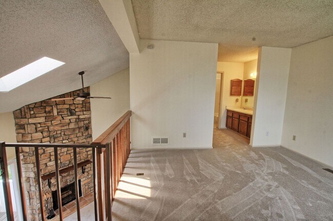 Building Photo - 4300 S Andes Way