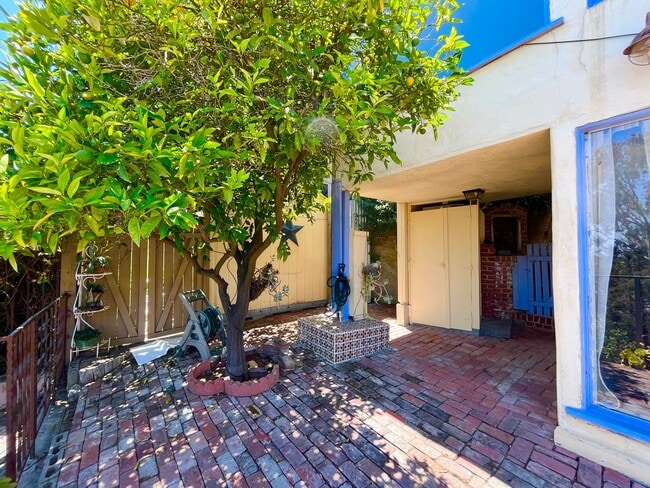 Building Photo - Excellent two Story Spanish style home loc...