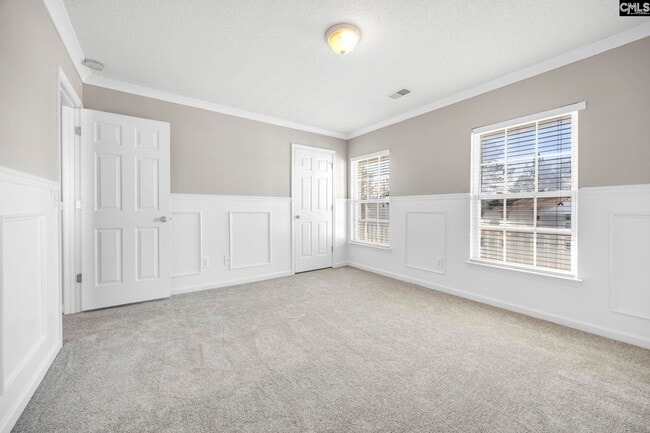 Building Photo - 153 Pennsylvania Ct