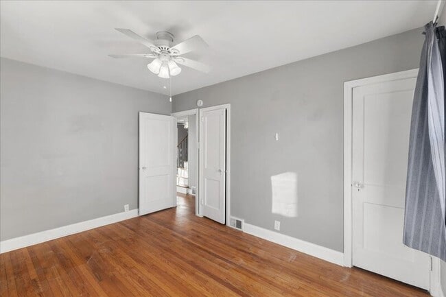 Building Photo - 51 George St