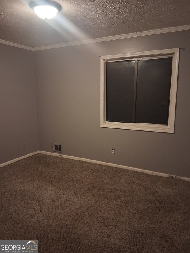 Building Photo - 1376 Country Ln Way NE