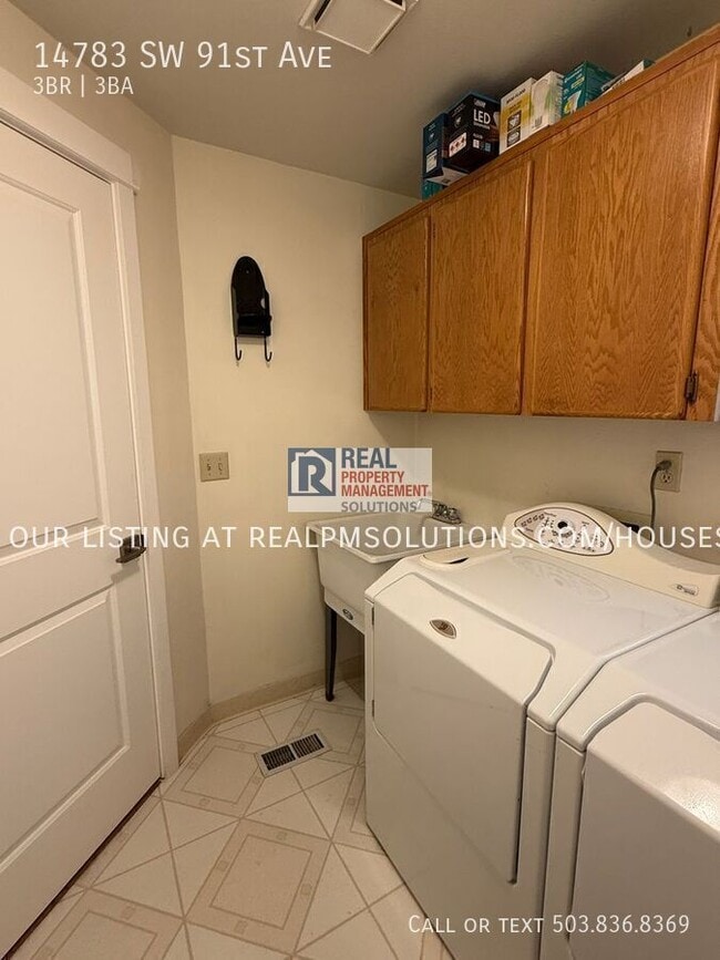 Building Photo - 14783 SW 91st Ave