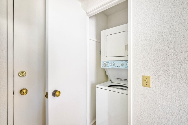 Building Photo - 1Bed/1Bath Condo in La Costa! ~ Altiva