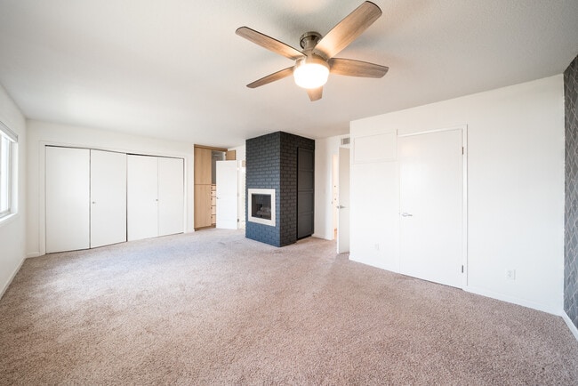 Building Photo - 5397 Balboa Ave