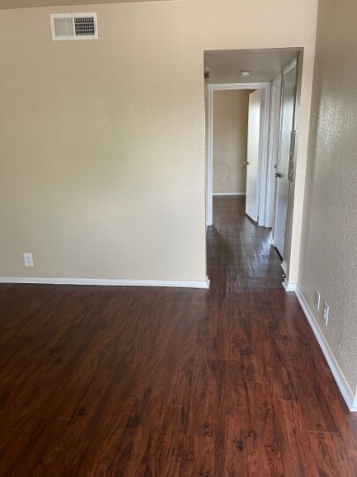 Building Photo - 2701 Green Oaks Rd