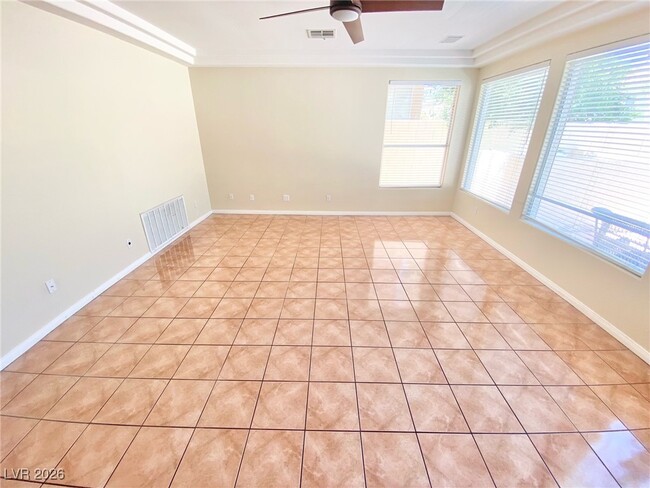 Building Photo - 8412 Bay Crest Dr