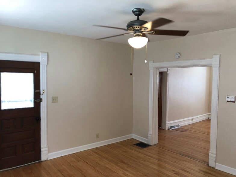 Dining/Living - 24 W 12th Ave