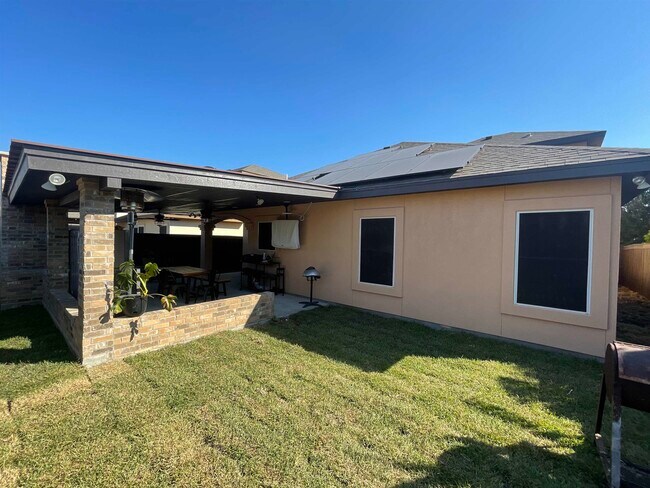 Building Photo - 2306 Leo Reyes Ct