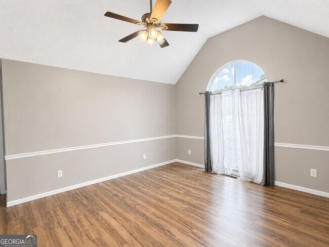 Building Photo - 157 Davidson Dr