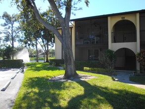 Building Photo - 523 Shady Pine Way