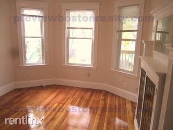 Building Photo - 115 Browne St