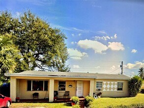 Building Photo - 16321 NW 18th Ave