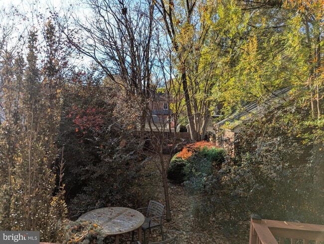 Building Photo - 4428 Butterworth Pl NW