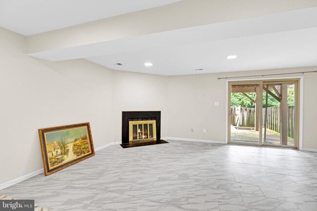 Building Photo - 5547 Cabat Lake Ct