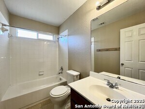 Building Photo - 6811 Karnes Leaf