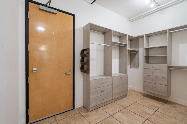 Building Photo - North Park Lofts - Historic Pearl District Warehouse Studio w/parking/most utilities/private balc...