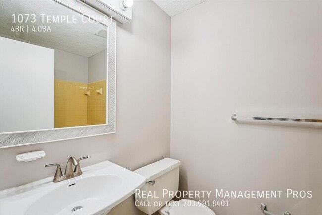 Building Photo - 1073 Temple Ct