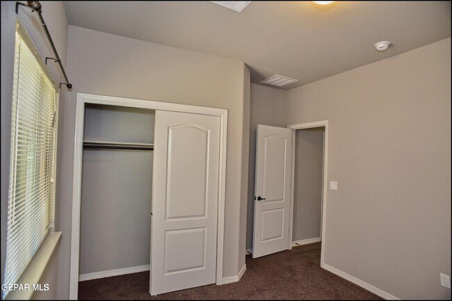 Building Photo - 2120 Thomas Lackland St
