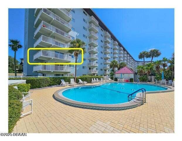 Building Photo - 100 Silver Beach Ave