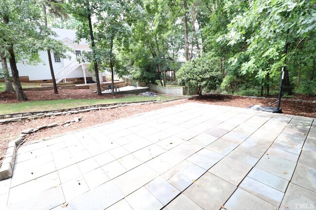 Building Photo - 100 Pebble Ridge Farms Ct