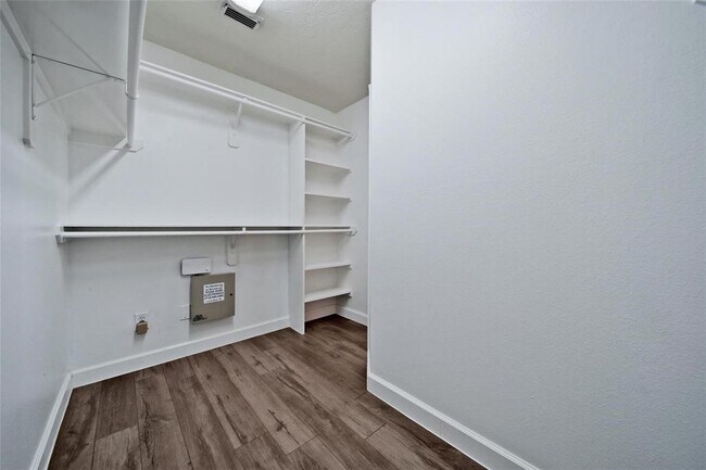 Building Photo - 19247 N Piper Grove Dr