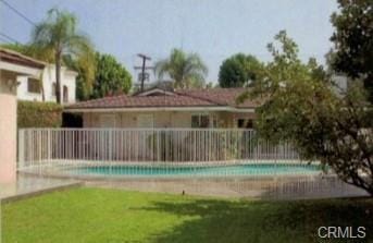 Building Photo - 1809 S El Molino Ave