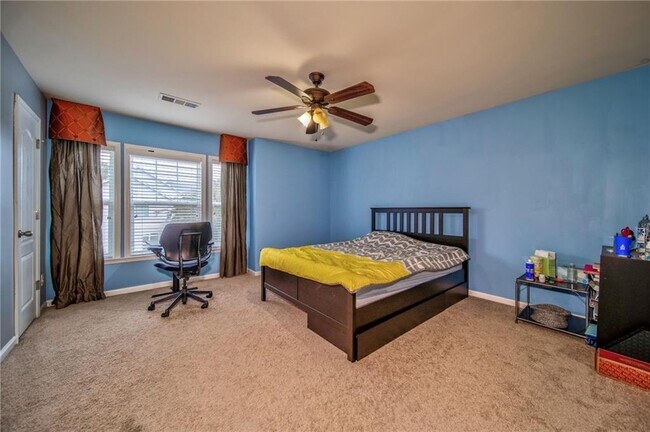 Building Photo - 5405 Falls Landing Dr