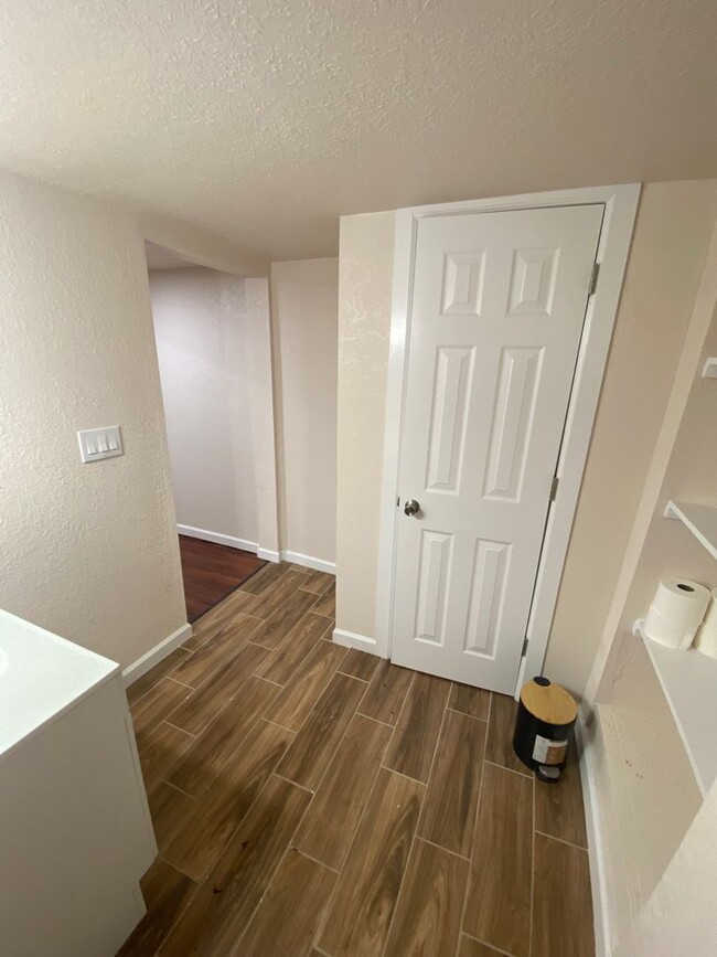 Building Photo - APARTMENT FOR RENT in CENTRAL EL PASO