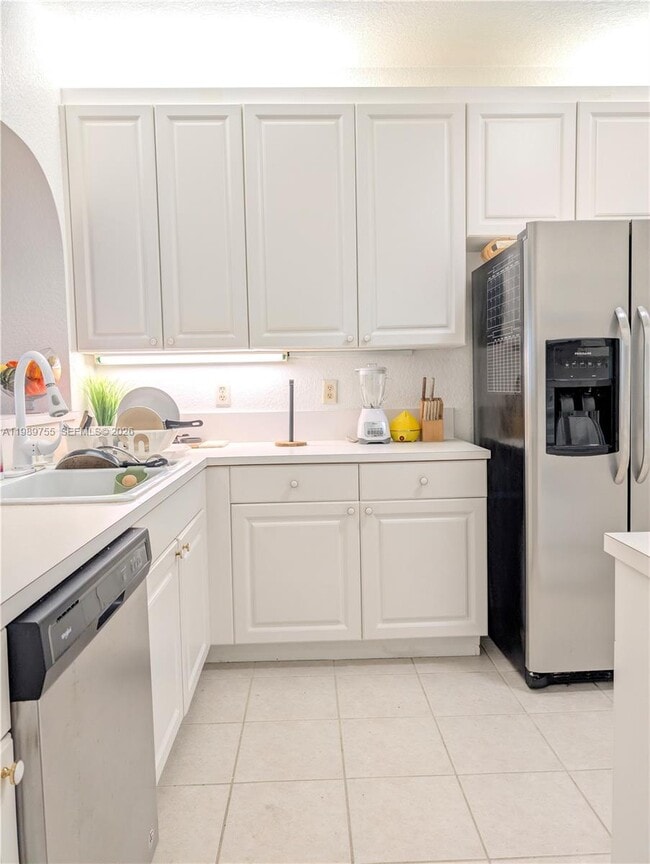 Building Photo - 10710 NW 66th St