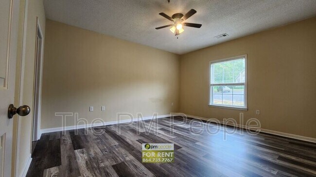 Building Photo - 503 McKenna Cir