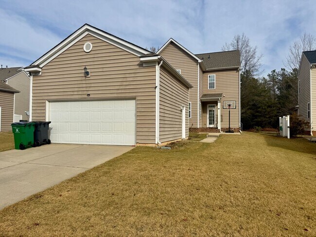 Building Photo - Beautiful 3BR/2.5BA Home in the Ballantyne Area; Great Schools!