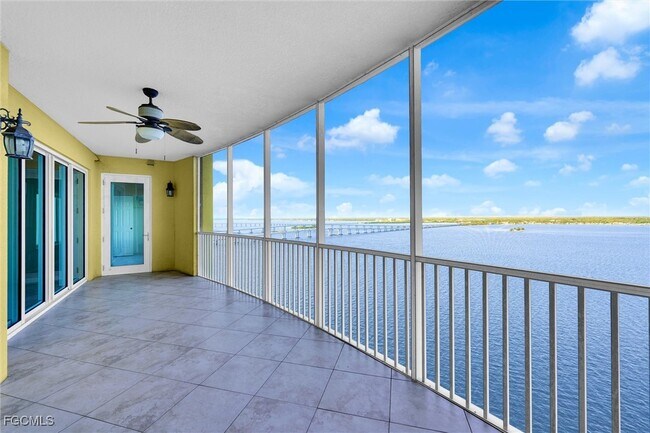 Building Photo - 2745 First St