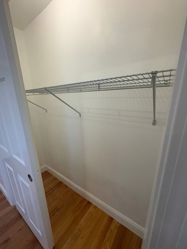Building Photo - LYNN/BOSTON NO BROKER FEES! BRAND NEW FULLY RENOVATED ONE BEDROOM UNIT IN TOP COMMUTER LOCATION!
