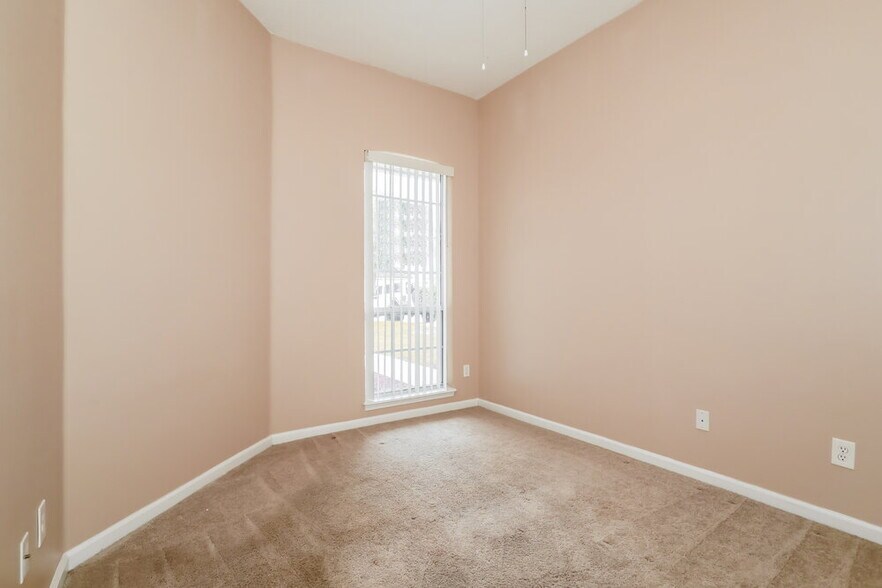 Building Photo - 3946 Pebble Brooke Circle South