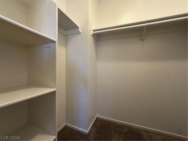 Building Photo - 181 Bel Port Dr