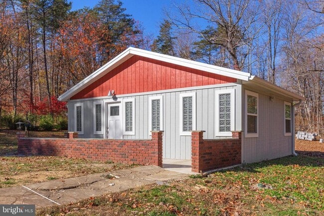 Building Photo - 6245 Cracklingtown Rd