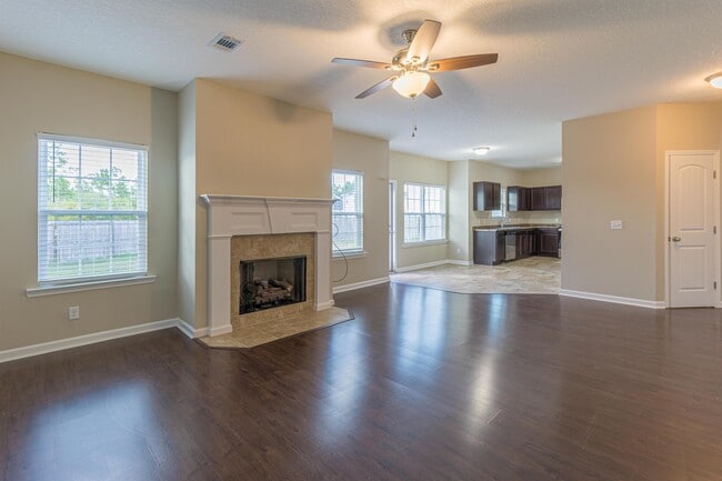 Building Photo - 1303 Windrow Dr