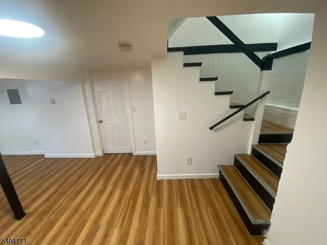 Building Photo - 29 High St