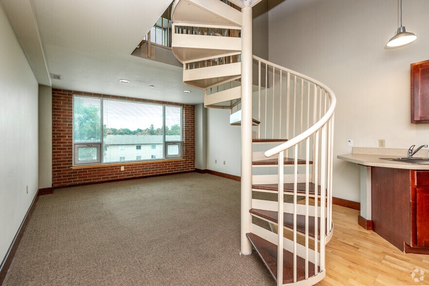 Interior Photo - The Lofts
