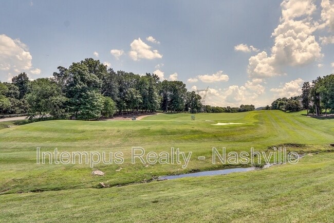 Building Photo - 7 Crooked Stick Ln