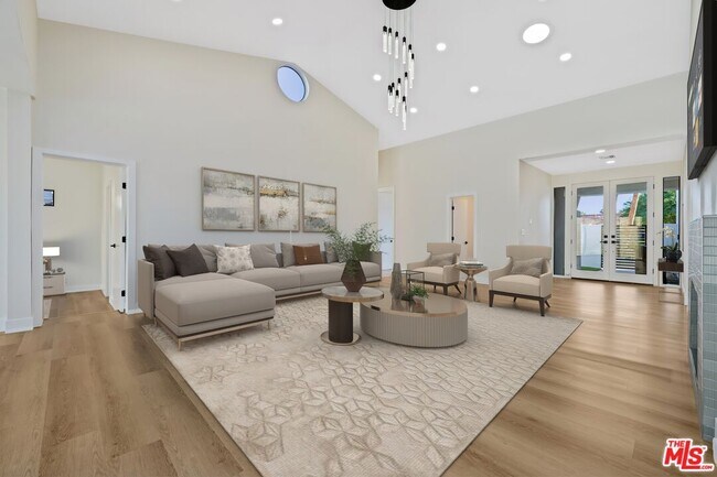 Building Photo - 70895 Ironwood Dr